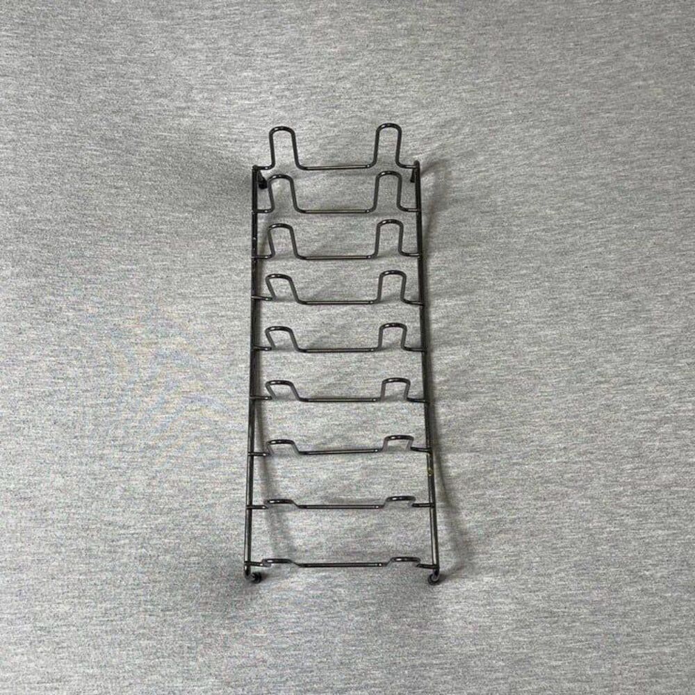 Bed Bath & Beyond Dinner Plate / Water Bottles Storage Rack Organizer